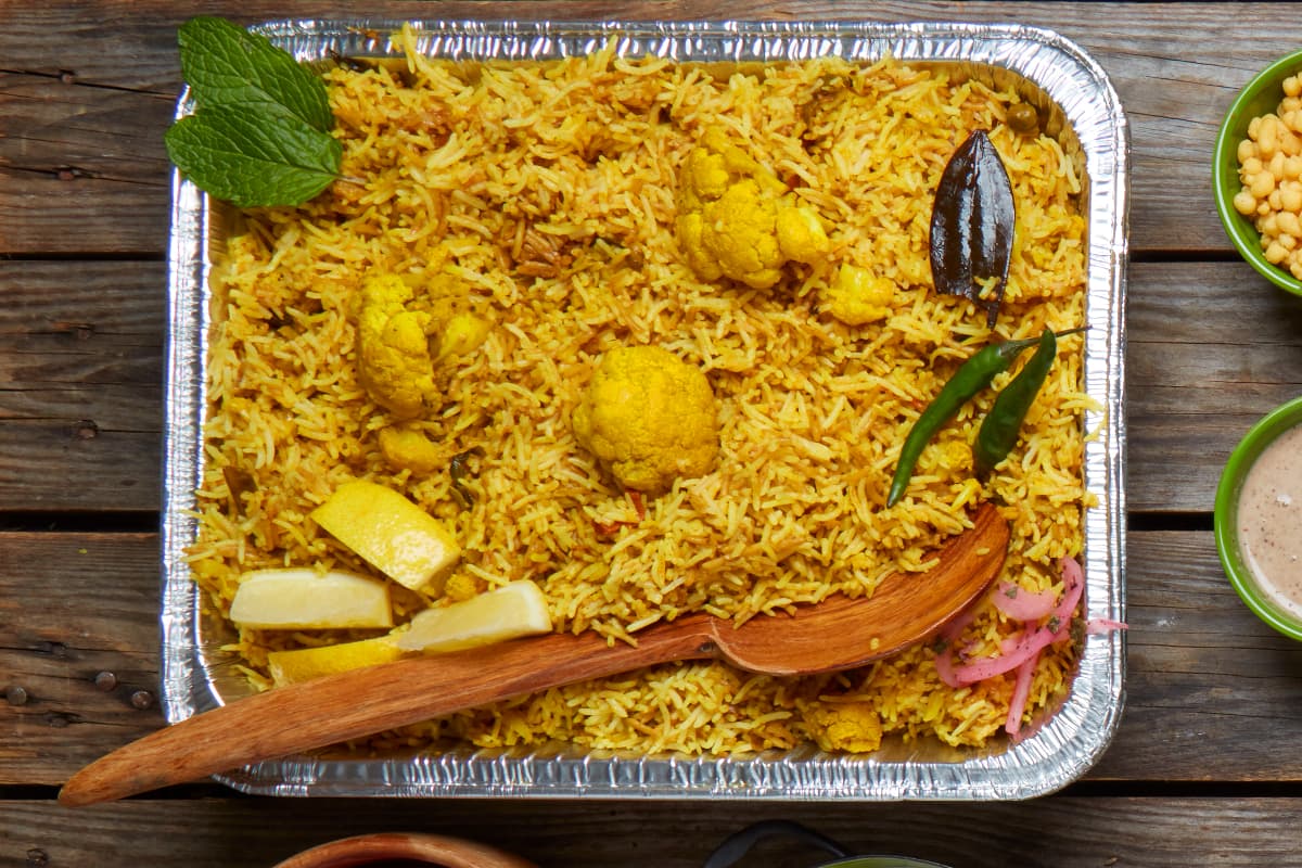 Vegetable Biryani Tray (Serves 10)